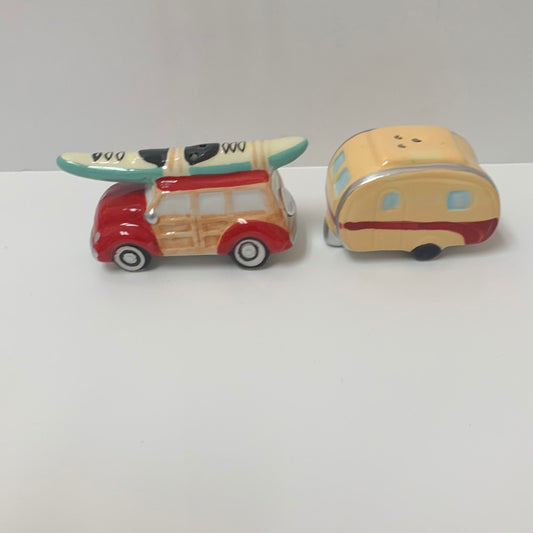 Car & Camper Salt & Pepper Set