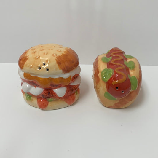 Hamburger & Hotdog Salt & Pepper Set