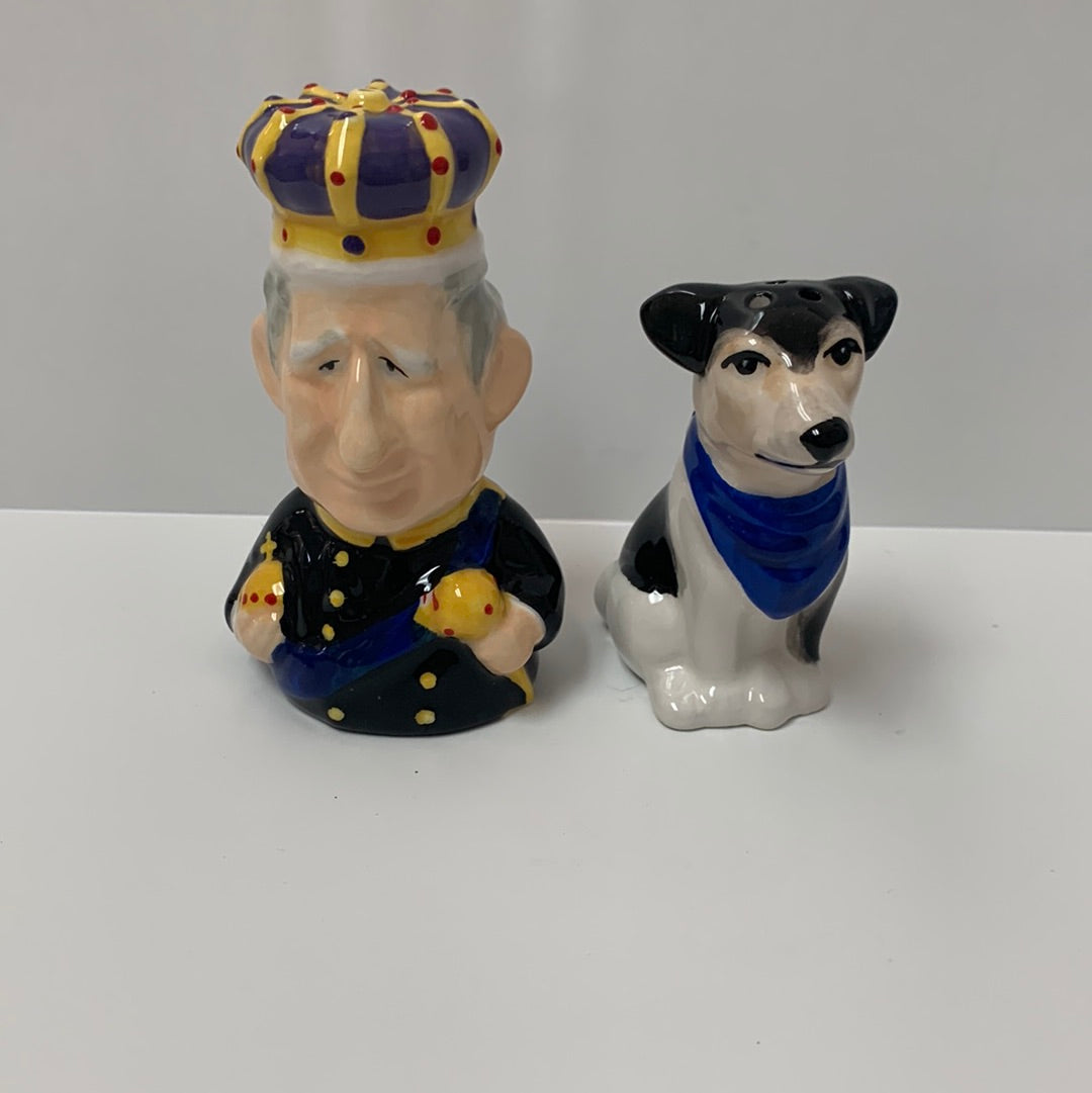 King and Dog Salt & Pepper Set