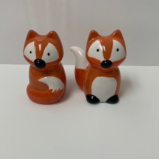 ￼Fox Salt & Pepper Set